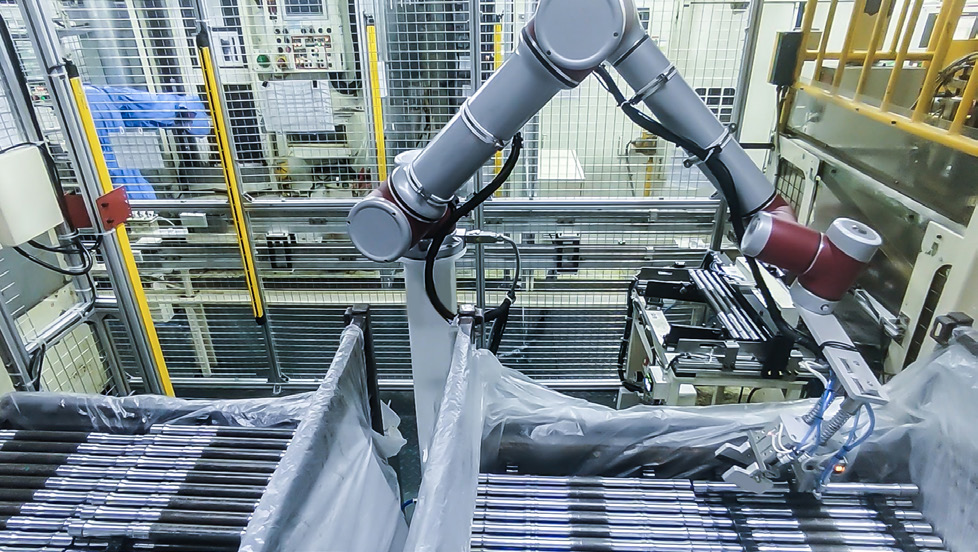 AI視覺引導中間軸上料 | 某大型汽車零部件廠