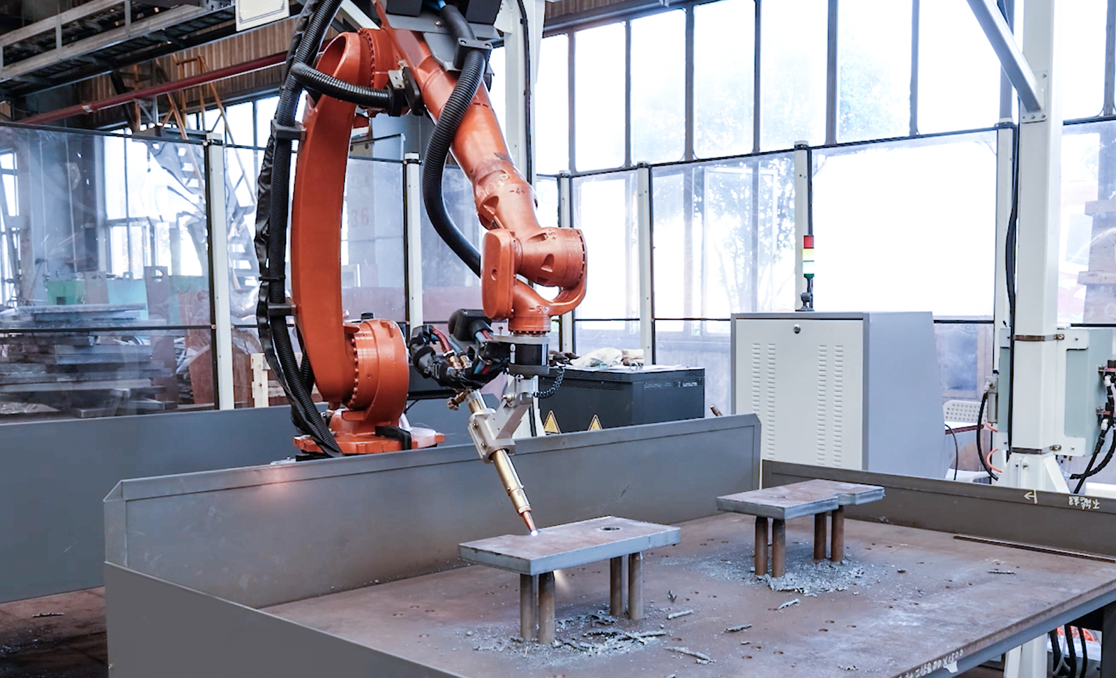 AI視覺引導鋼板上料&開坡口 | 某大型工程機械廠