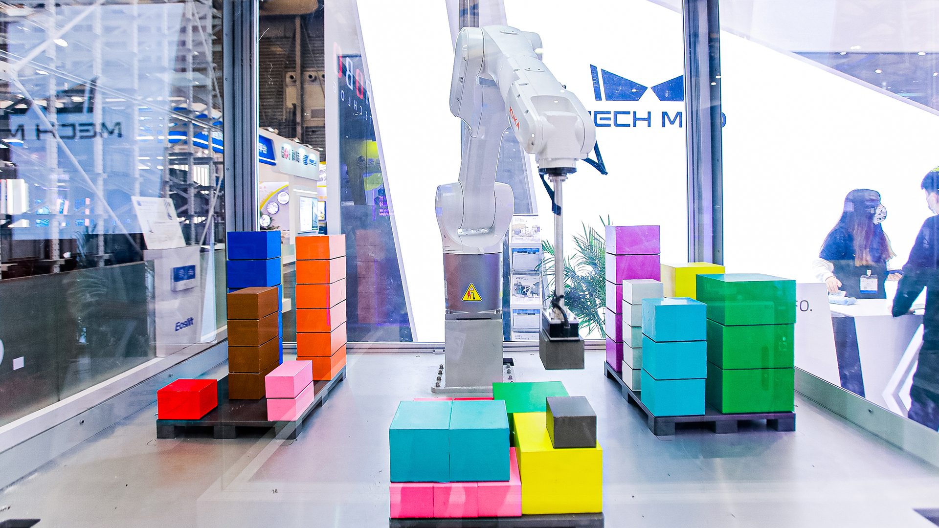 CeMAT現(xiàn)場(chǎng) | 梅卡曼德全新升級(jí)五大物流解決方案重磅亮相,AI+3D賦能智能物流 CeMAT現(xiàn)場(chǎng) | 梅卡曼德全新升級(jí)五大物流解決方案重磅亮相,AI+3D賦能智能物流